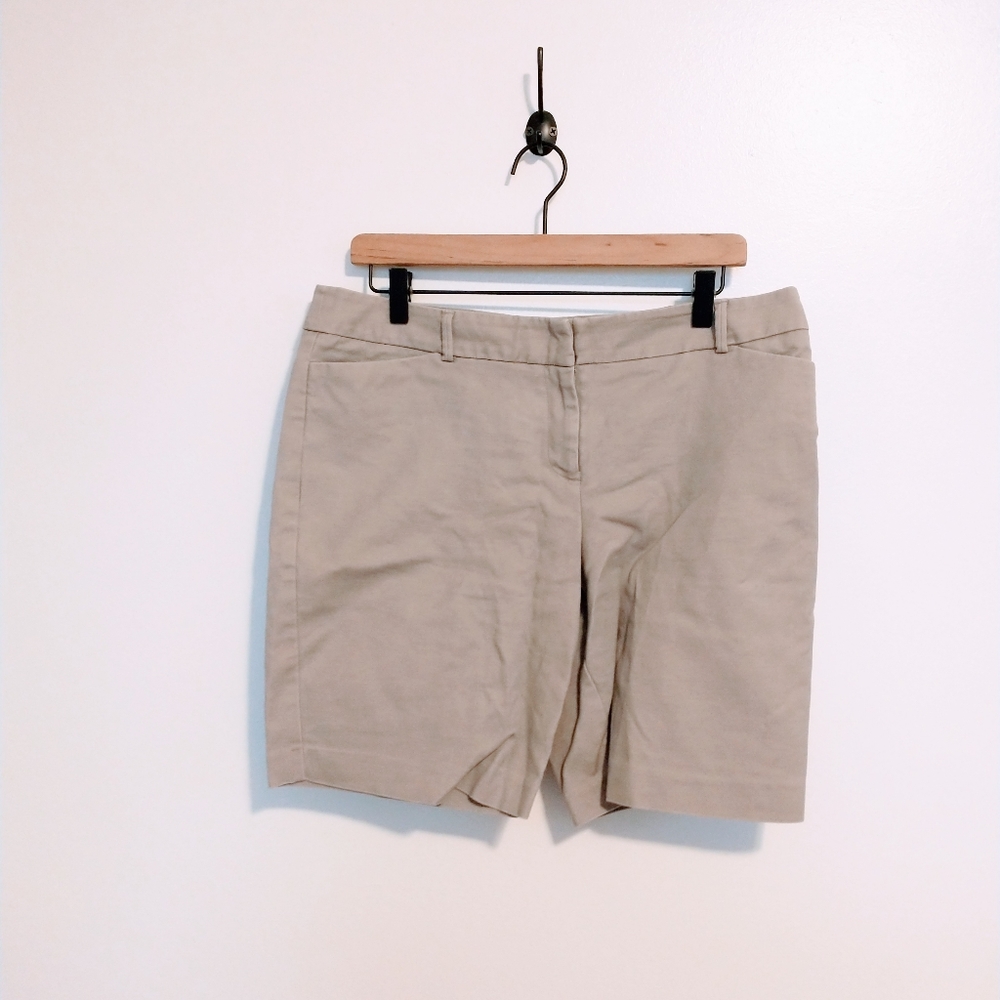 Apt 9 essentials khaki beige long shorts size 12